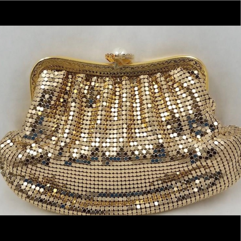 WHITING & DAVIS WOMEN'S GOLD MESH BAG